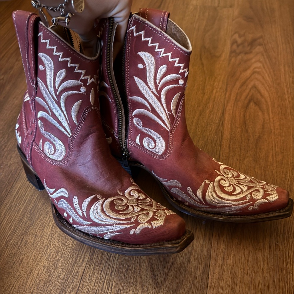 Buckle Burgundy and Cream Women's Leather Ankle Boots - Picture 4 of 4